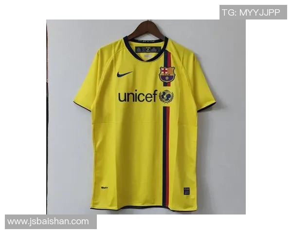 足球12号球衣的传奇背后：那些伟大的球星与他们的辉煌时刻